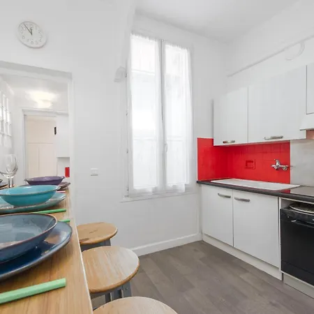 Апартаменты Av De France - Agreable 3 Pieces - Frontiere Monaco A 30 Metres